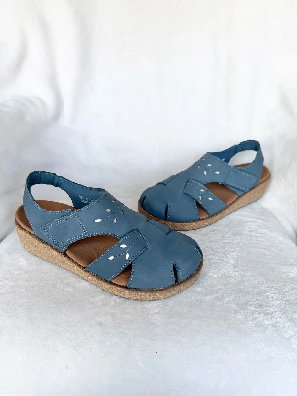 Orthofeet Women's Blue Leather Comfort Sandals Size 6 EUC